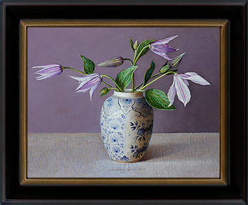 Clematis in Delfts blauw | stilleven schilderij van Ingrid Smuling koopt u nu online! ✓Hoogste kwaliteit & service ✓Veilig betalen ✓Gratis verzending