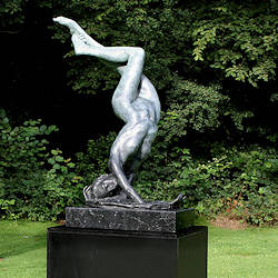 Awakening | model-mensen beeld in brons van Jana Buttner koopt u nu online! ✓Hoogste kwaliteit & service ✓Veilig betalen ✓Gratis verzending